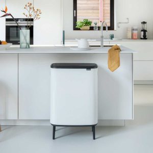 לויזון מרקט,BO פח טאץ 60 ליטר, לבן Brabantia,105