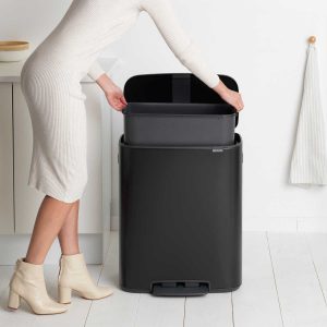 לויזון מרקט,BO פח פדל 60 ליטר, לבן Brabantia,