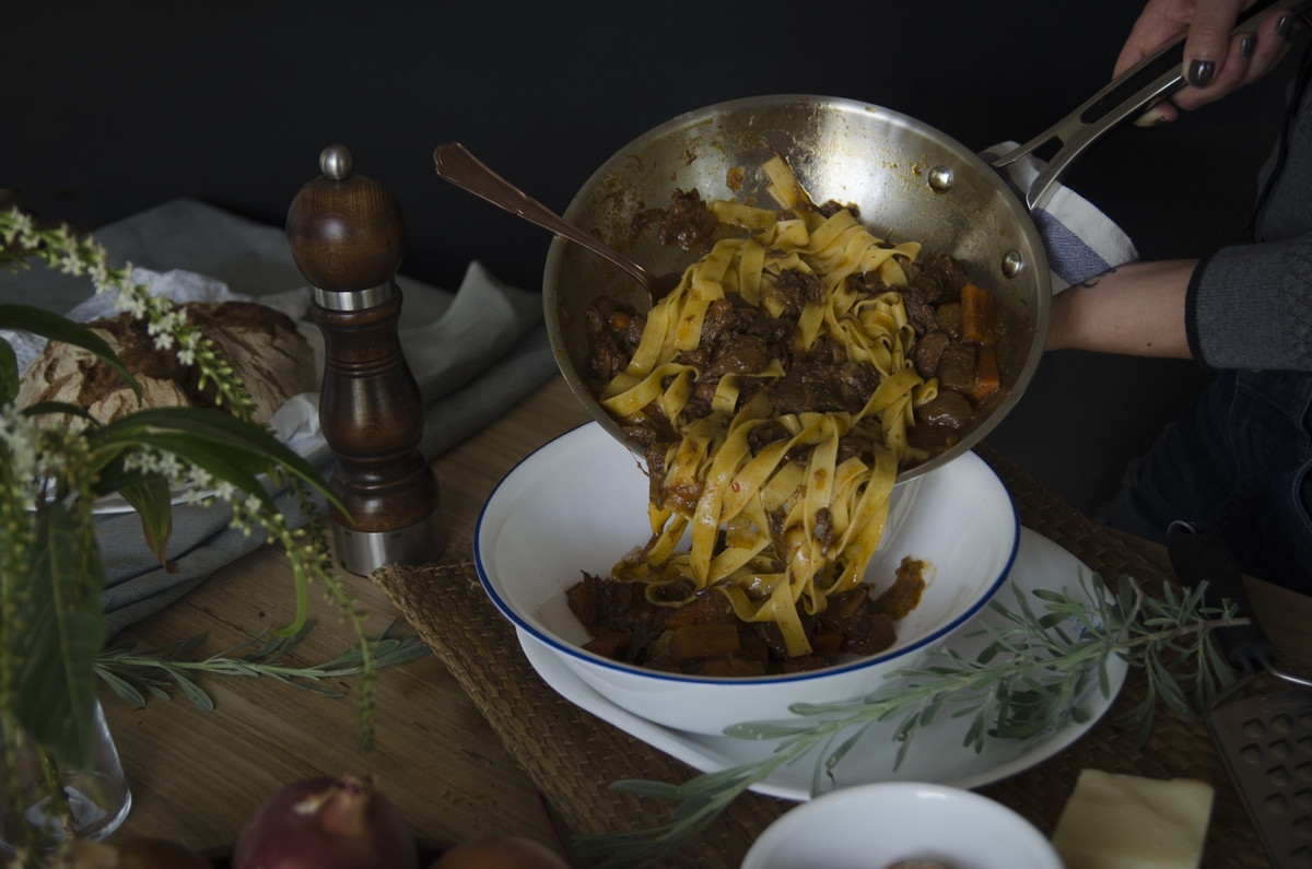 לויזון מרקט,קערת סלט 2 ליטר פס כחול, לויזון מרקט,קערת סלט 2 ליטר פס כחול,