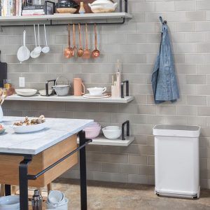 לויזון מרקט,פח דוושה רחבה מלבני נירוסטה 45 ליטר לבן סימפלהיומן Simplehuman,106