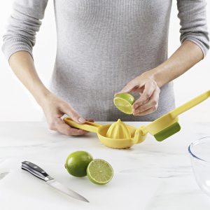 לויזון מרקט,סוחט פירות הדר צהוב JOSEPH JOSEPH ג'וזף ג'וזף,126