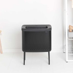 לויזון מרקט,סל כביסה BO שחור מט 60 ליטר Brabantia,105