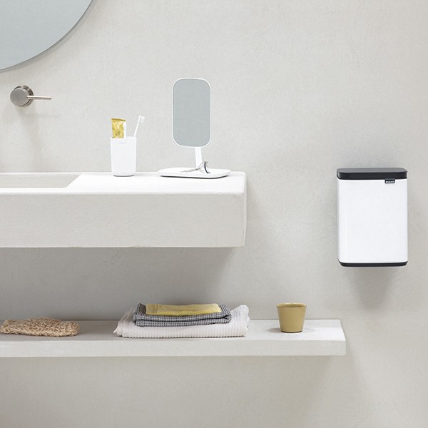 לויזון מרקט,פח אשפה נתלה לשירותים BO ברבנטיה 4 ליטר, לבן Brabantia, לויזון מרקט,פח אשפה נתלה לשירותים BO ברבנטיה 4 ליטר, לבן Brabantia,