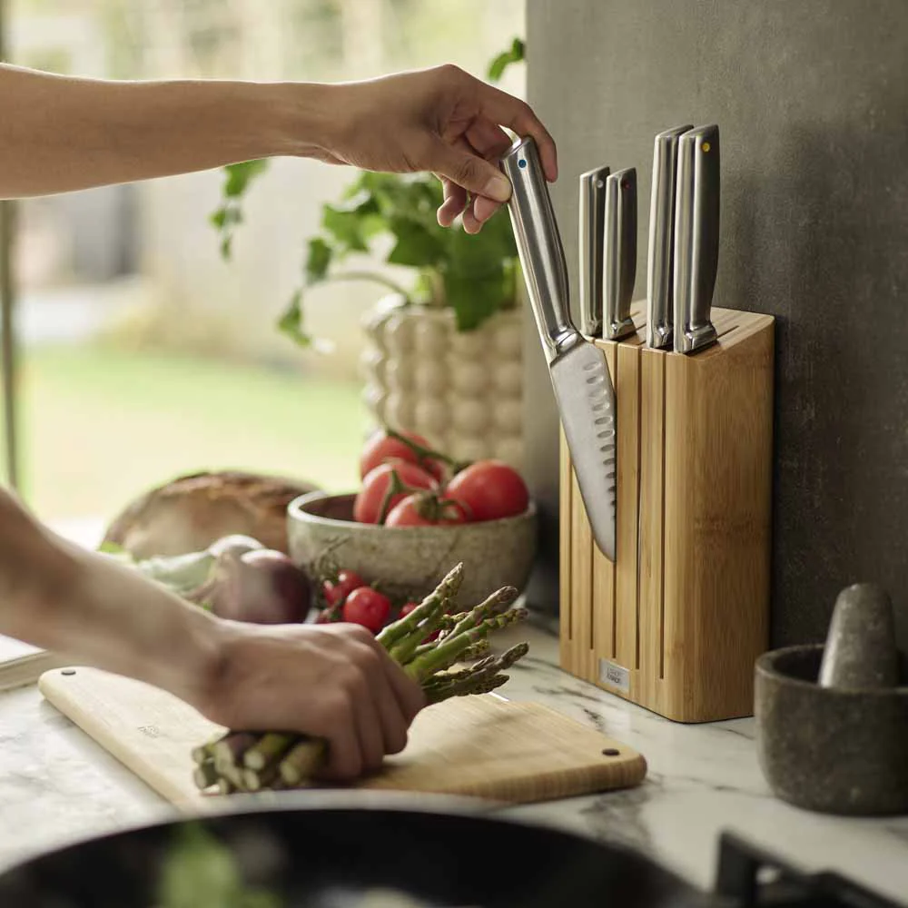 לויזון מרקט,סט 5 סכינים ומעמד במבוק ELEVATE ג'וזף ג'וזף JOSEPH JOSEPH, לויזון מרקט,סט 5 סכינים ומעמד במבוק ELEVATE ג'וזף ג'וזף JOSEPH JOSEPH,