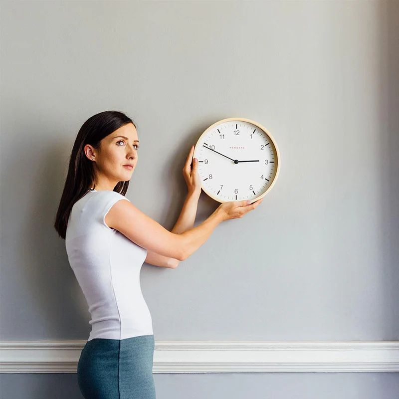 לויזון מרקט,שעון קיר CLARKE עץ בהיר, לויזון מרקט,שעון קיר CLARKE עץ בהיר,