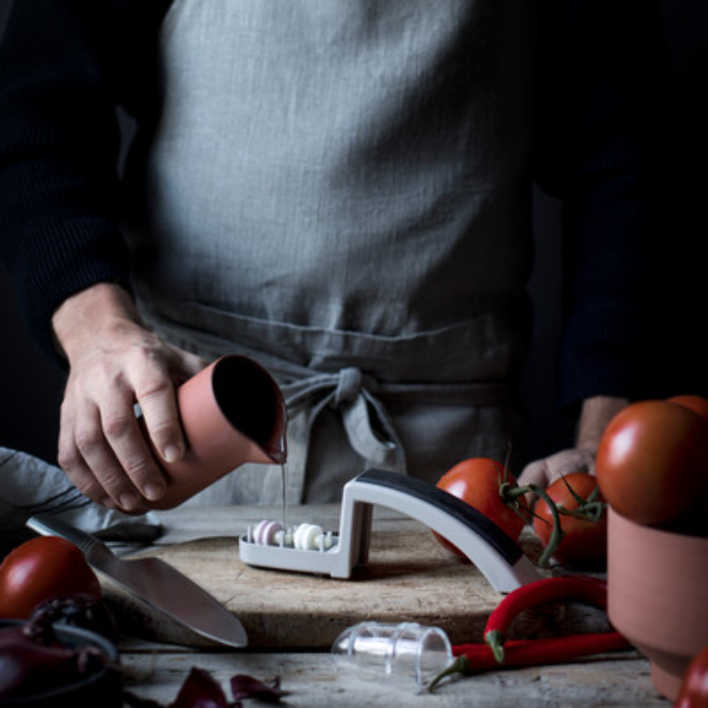 לויזון מרקט,סט סכין שף G2 ומשחיז GLOBAL GB-220 גלובל יפן, לויזון מרקט,סט סכין שף G2 ומשחיז GLOBAL GB-220 גלובל יפן,