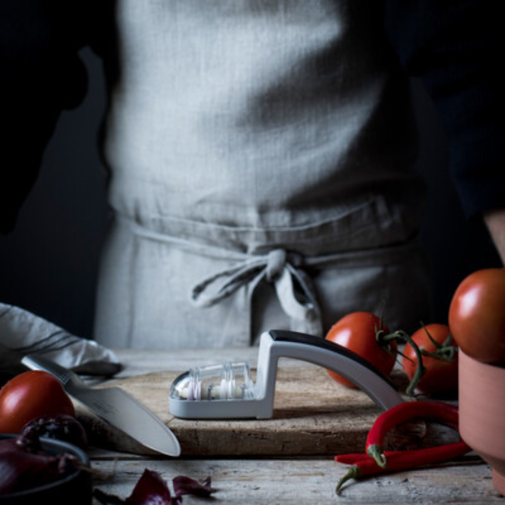 לויזון מרקט,משחיז סכינים ביתי 2 גלגלים GLOBAL | MINO SHARP 220-GB גלובל, לויזון מרקט,משחיז סכינים ביתי 2 גלגלים GLOBAL | MINO SHARP 220-GB גלובל,