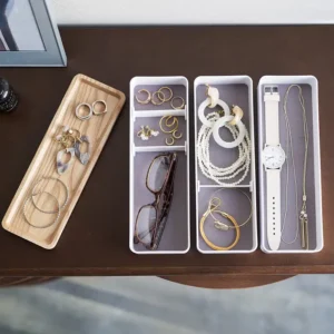 לויזון מרקט,ארגונית אחסון 3 קומות לבנה עם מכסה YAMAZAKI,387