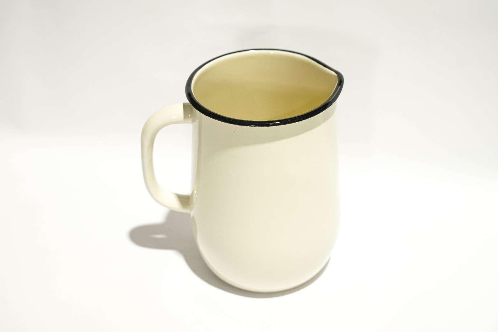 לויזון מרקט,קנקן אמייל שתייה קרה 2.5 ליטר ירוק נקודות, לויזון מרקט,קנקן אמייל שתייה קרה 2.5 ליטר ירוק נקודות,