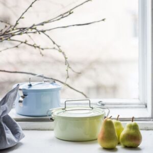 לויזון מרקט,סיר קטן אמייל TO GO עם מכסה הרמטי 1 ליטר תכלת RIESS,379